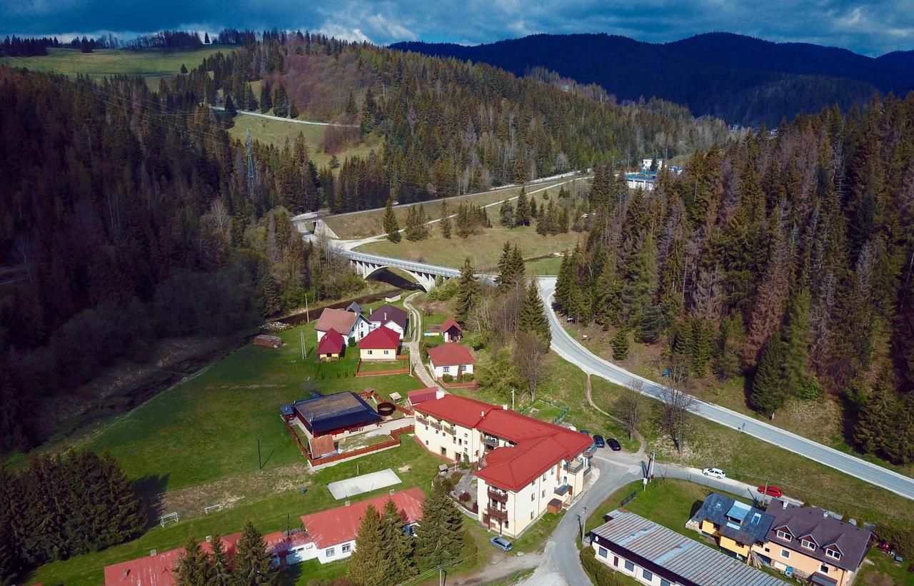 Penzion Salamander Mlynky Esterno foto
